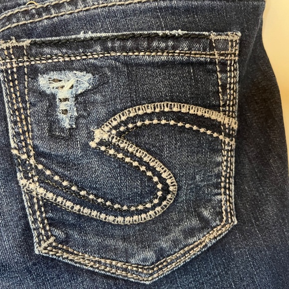 Silver Jeans Women’s Suki Straight Leg Mid Rise Dark Denim 28 X 32 Super Stretch - Picture 9 of 16